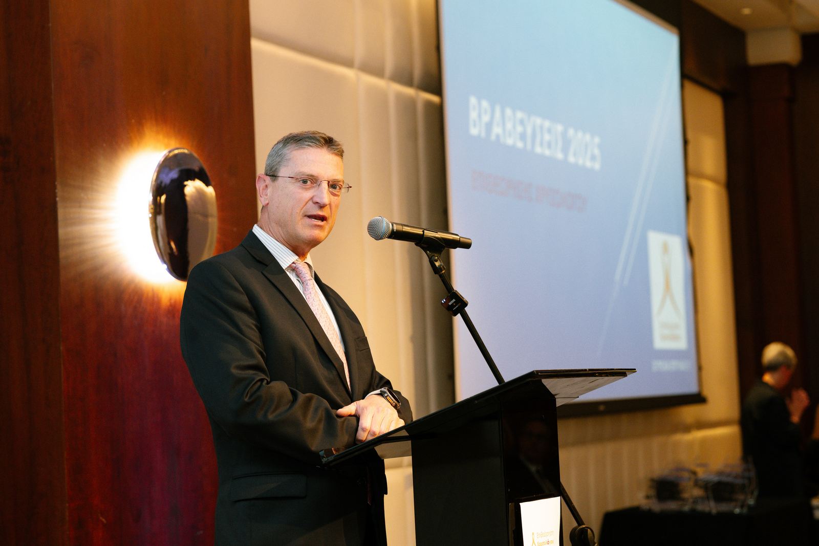 Επιθεώρηση Χρήστου Χρυσολόγου: Σε μόνιμη δυναμική Τροχιά Επιτυχίας!