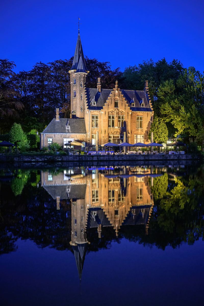 Sofos Insurance Agency: Ταξίδι Πωλήσεων στη Μεσαιωνική Brugge Sofos Insurance Agency: Ταξίδι Πωλήσεων στη Μεσαιωνική Brugge
