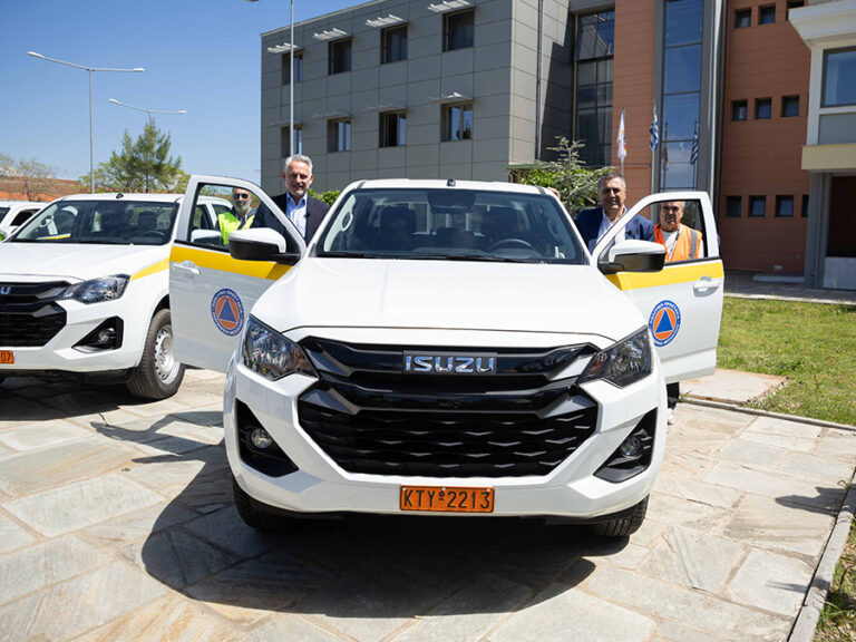 Εθνική Ασφαλιστική: Δωρεά 12 οχημάτων στην Περιφέρεια Θεσσαλίας