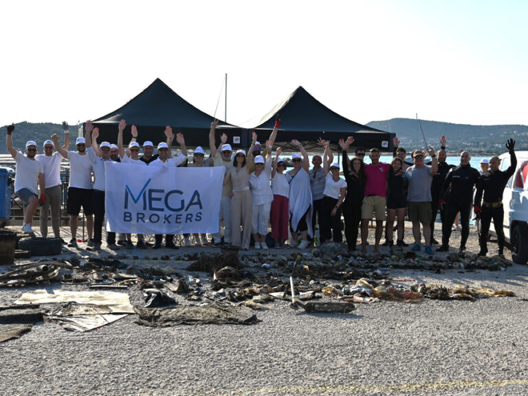 MEGA BROKERS: Συνέβαλε στον καθαρισμό του λιμανιού της Παλαιάς Φώκαιας