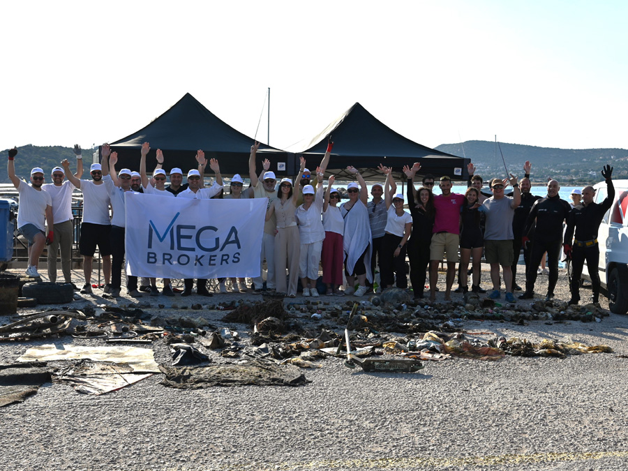 MEGA BROKERS: Συνέβαλε στον καθαρισμό του λιμανιού της Παλαιάς Φώκαιας
