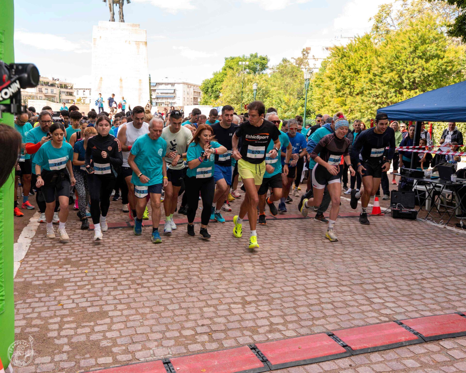 Το 3ο «EEA Athens Run» γιόρτασε τον αθλητισμό στο Πεδίον του Άρεως Το 3ο «EEA Athens Run» γιόρτασε τον αθλητισμό στο Πεδίον του Άρεως