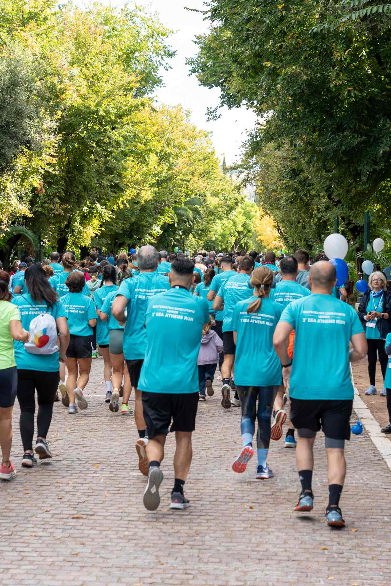 Το 3ο «EEA Athens Run» γιόρτασε τον αθλητισμό στο Πεδίον του Άρεως Το 3ο «EEA Athens Run» γιόρτασε τον αθλητισμό στο Πεδίον του Άρεως