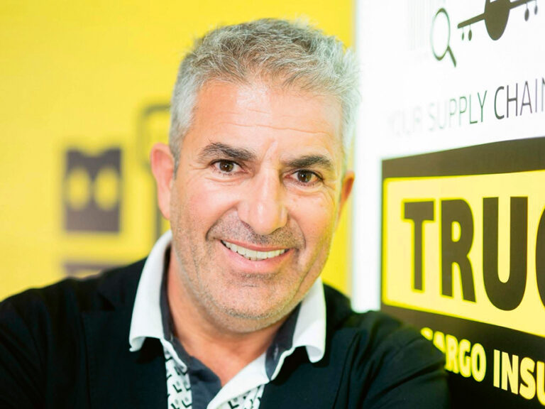 Η Truck & Cargo Insurance συνιστά success story Η Truck & Cargo Insurance συνιστά success story