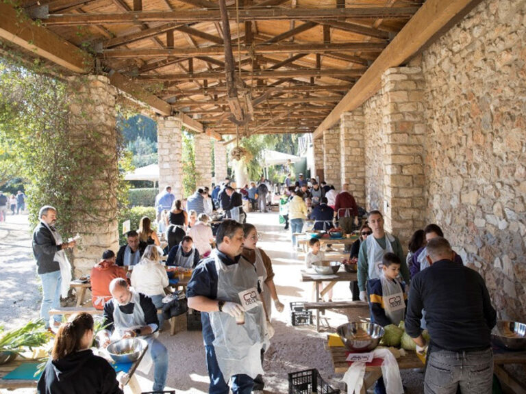 ΣΕΣΑΕ: Επιστρέφει στο Κέντρο της Γης με στόχο τις 2.000 μερίδες φαγητού